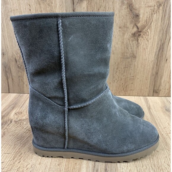 UGG Women Classic Femme Short Slate Wedge Boots Size 7 Gray Suede Sheepskin - Picture 2 of 14
